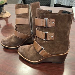 Womens size 9 Sorel boots